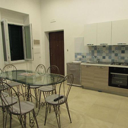 Enzo Home Napoli Bagian luar foto