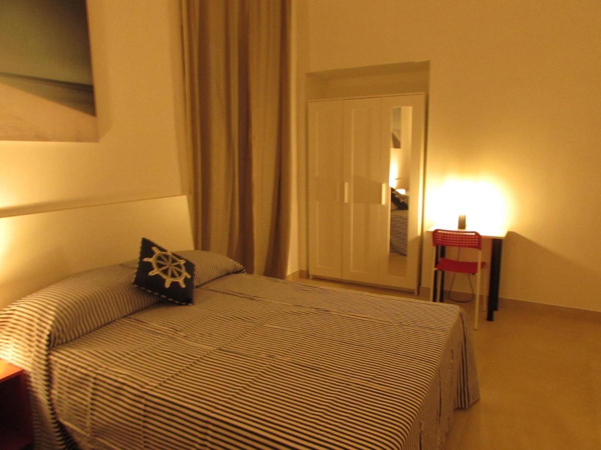Enzo Home Napoli Bagian luar foto
